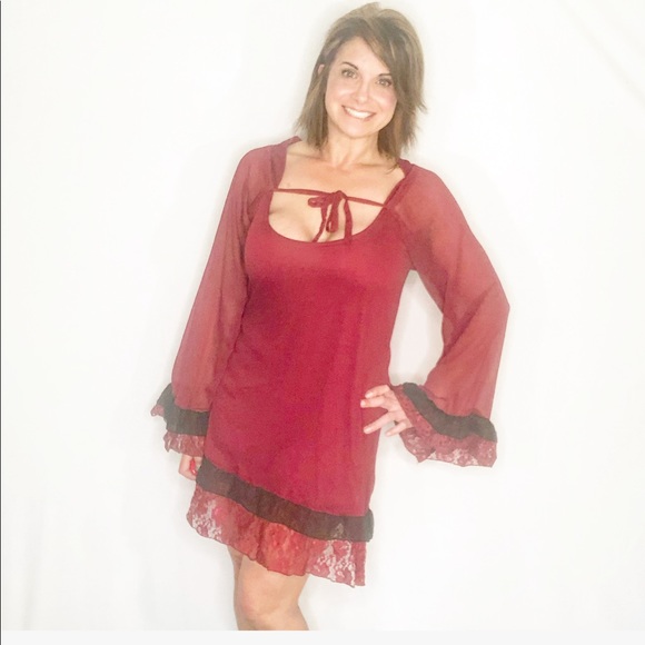 Dresses & Skirts - BURGUNDY LACE DRESS